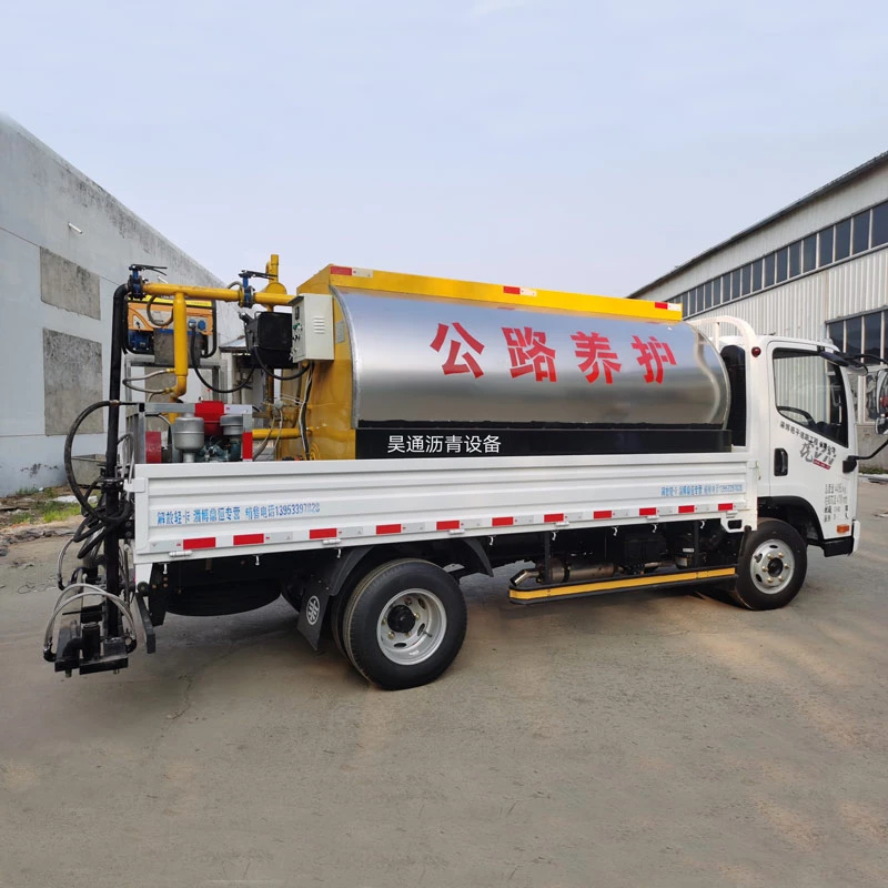 Asphalt Distributor Truck Asphalt Distributor Truck
